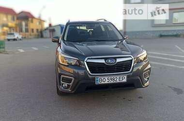 Внедорожник / Кроссовер Subaru Forester 2020 в Тернополе