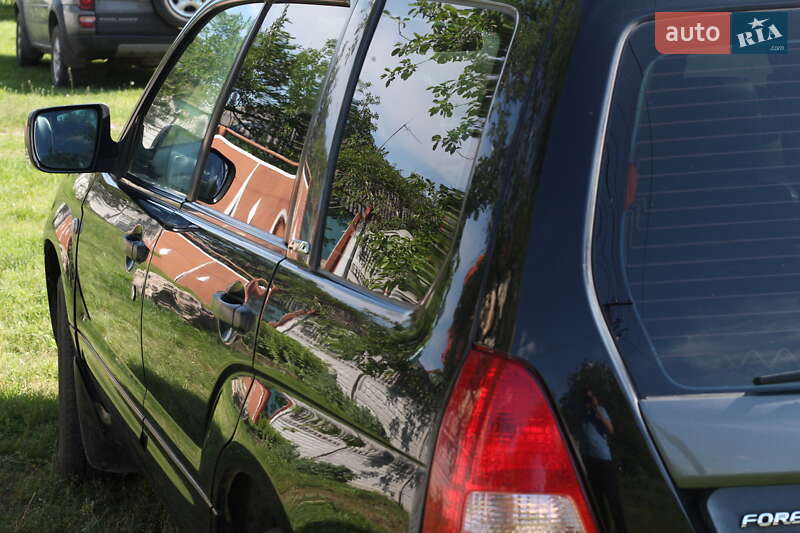 Внедорожник / Кроссовер Subaru Forester 2004 в Киеве