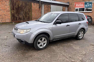 Внедорожник / Кроссовер Subaru Forester 2012 в 