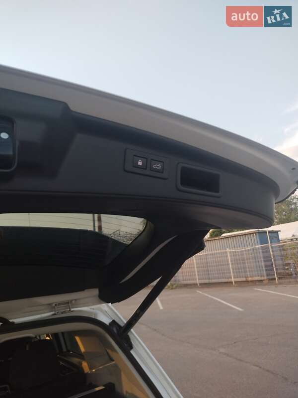 Внедорожник / Кроссовер Subaru Forester 2022 в Днепре