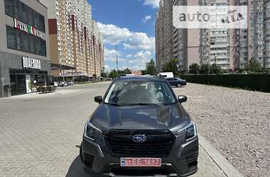 Внедорожник / Кроссовер Subaru Forester 2023 в Киеве