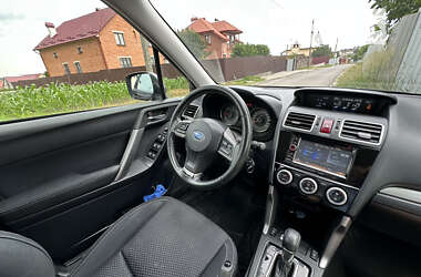 Позашляховик / Кросовер Subaru Forester 2014 в Львові