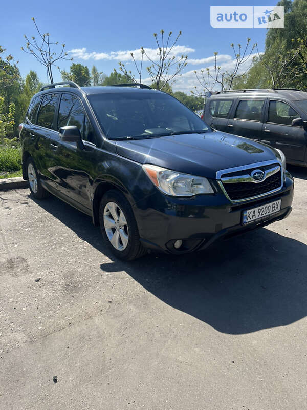 Позашляховик / Кросовер Subaru Forester 2013 в Києві