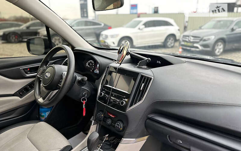 Внедорожник / Кроссовер Subaru Forester 2019 в Мукачево