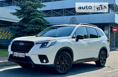 Внедорожник / Кроссовер Subaru Forester 2023 в Киеве