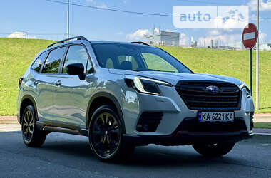 Внедорожник / Кроссовер Subaru Forester 2023 в Киеве