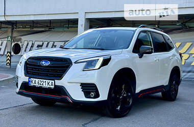 Внедорожник / Кроссовер Subaru Forester 2023 в Киеве