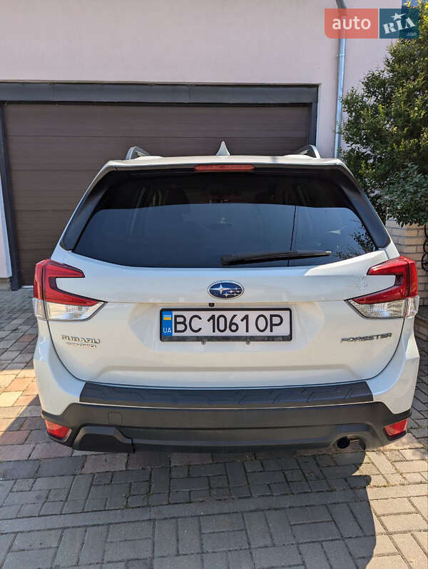 Внедорожник / Кроссовер Subaru Forester 2018 в Киеве