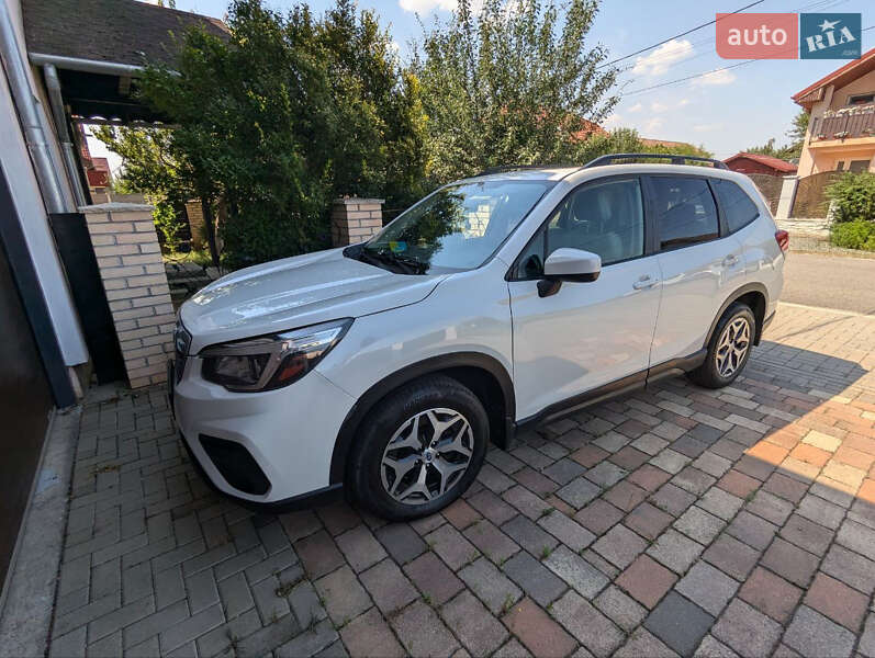 Внедорожник / Кроссовер Subaru Forester 2018 в Киеве