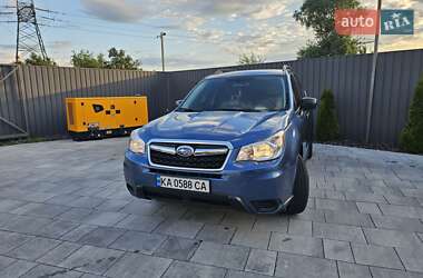 Внедорожник / Кроссовер Subaru Forester 2014 в 