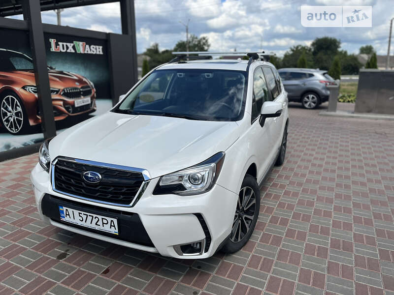 Позашляховик / Кросовер Subaru Forester 2016 в Переяславі