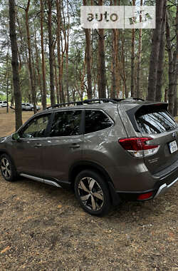 Внедорожник / Кроссовер Subaru Forester 2021 в Днепре