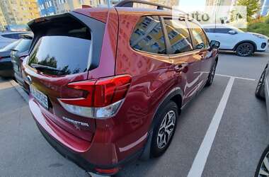 Внедорожник / Кроссовер Subaru Forester 2020 в Киеве