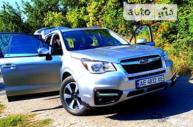 Внедорожник / Кроссовер Subaru Forester 2017 в Днепре