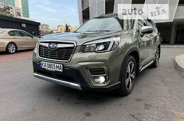 Внедорожник / Кроссовер Subaru Forester 2020 в Киеве