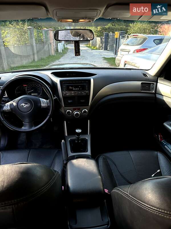 Внедорожник / Кроссовер Subaru Forester 2010 в Львове