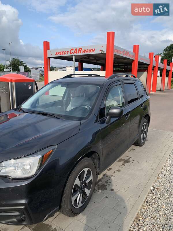 Внедорожник / Кроссовер Subaru Forester 2017 в Виннице