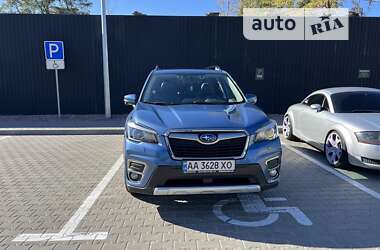 Внедорожник / Кроссовер Subaru Forester 2019 в Киеве