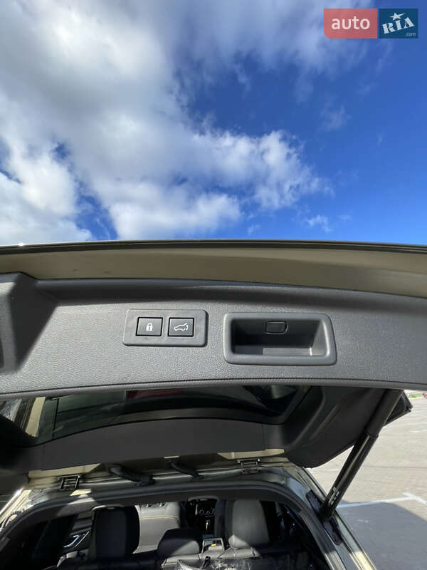 Внедорожник / Кроссовер Subaru Forester 2021 в Одессе