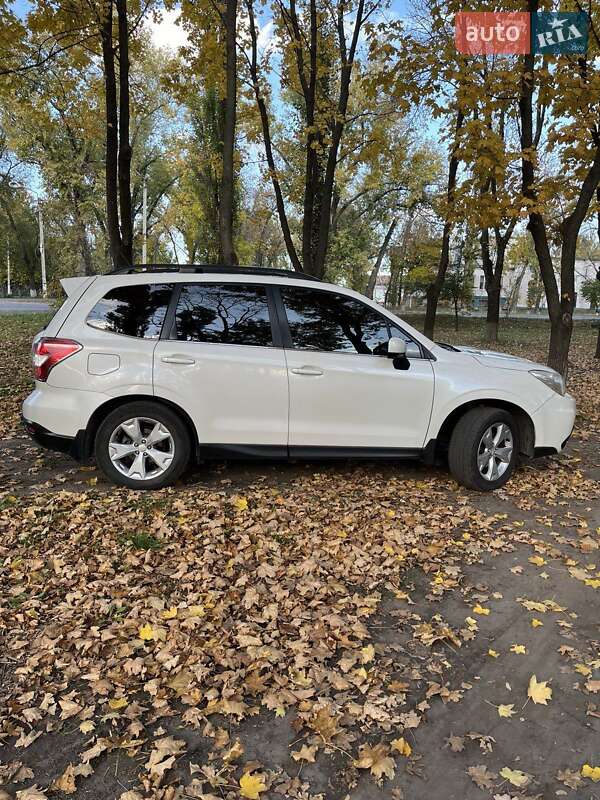 Внедорожник / Кроссовер Subaru Forester 2014 в Новомосковске