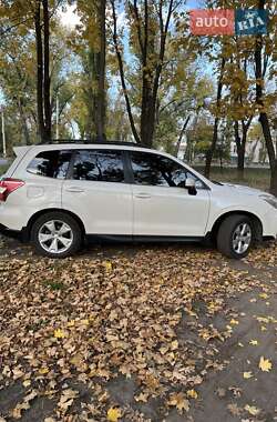 Позашляховик / Кросовер Subaru Forester 2014 в 