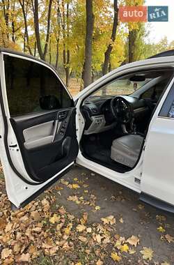Позашляховик / Кросовер Subaru Forester 2014 в 