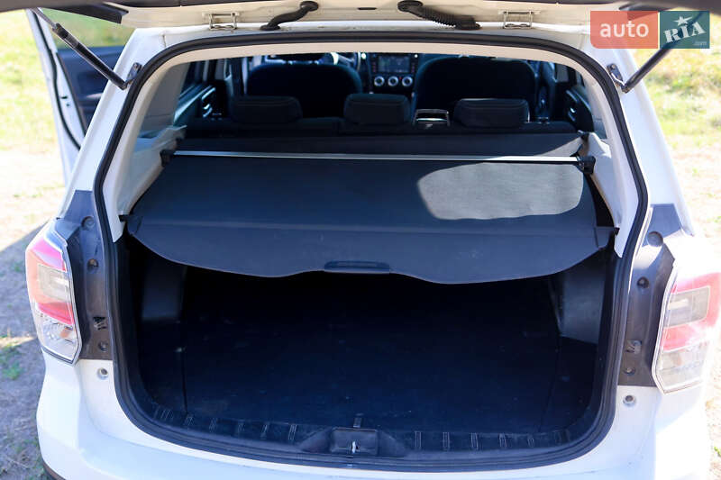 Позашляховик / Кросовер Subaru Forester 2016 в Звенигородці