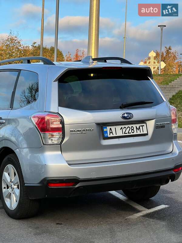 Внедорожник / Кроссовер Subaru Forester 2018 в Киеве