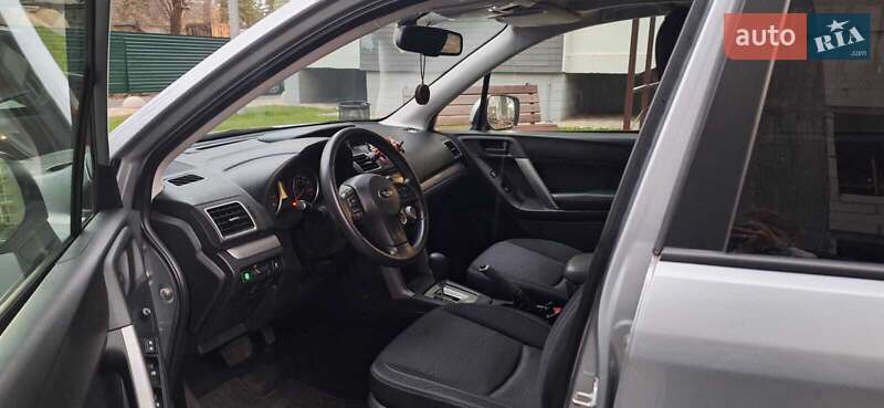Внедорожник / Кроссовер Subaru Forester 2015 в Киеве