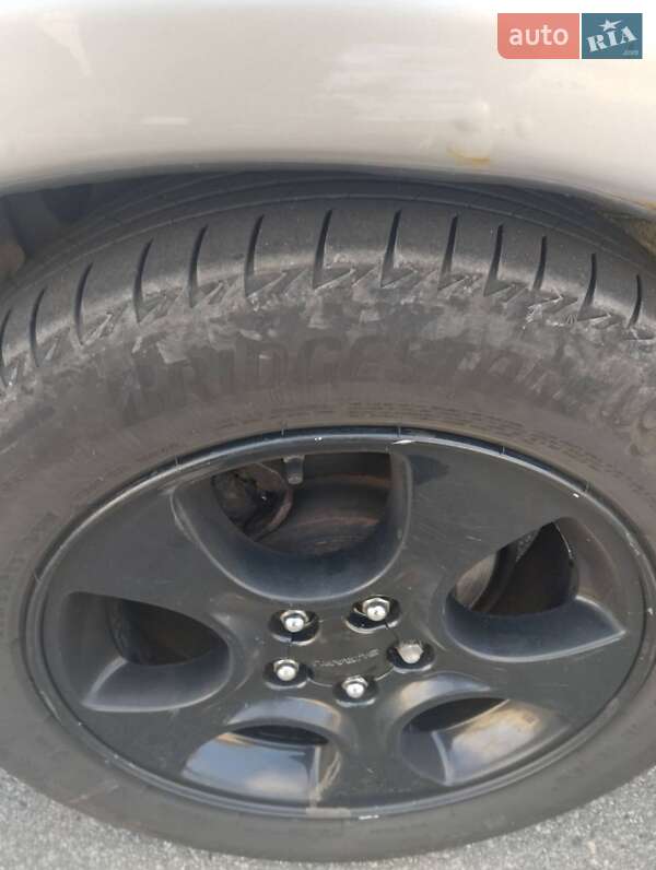 Внедорожник / Кроссовер Subaru Forester 2004 в Киеве