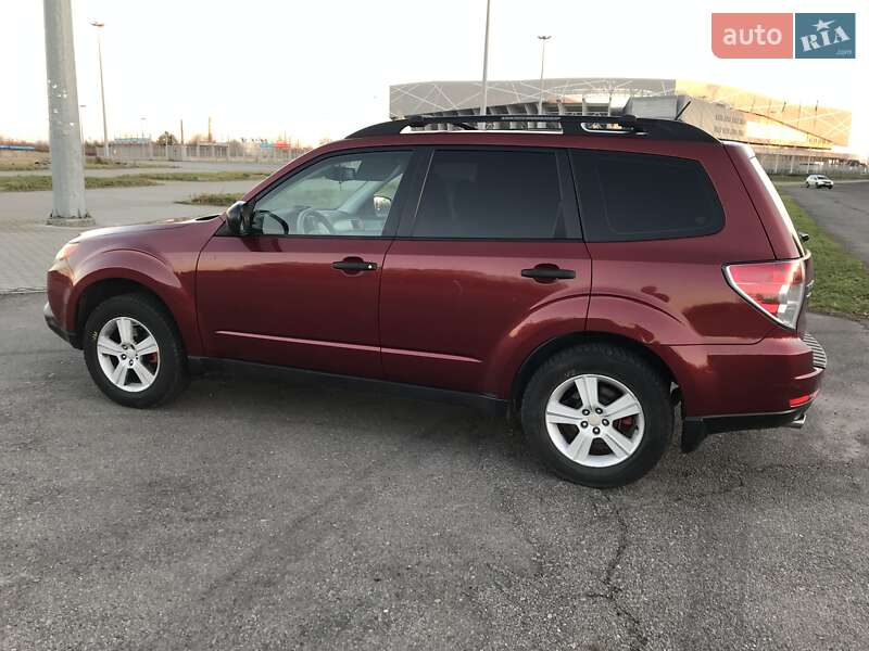 Позашляховик / Кросовер Subaru Forester 2010 в Львові