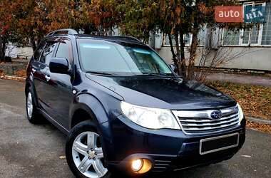 Внедорожник / Кроссовер Subaru Forester 2010 в Киеве