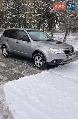 Внедорожник / Кроссовер Subaru Forester 2010 в Тернополе