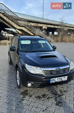 Позашляховик / Кросовер Subaru Forester 2009 в Львові