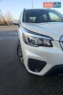 Внедорожник / Кроссовер Subaru Forester 2020 в Киеве