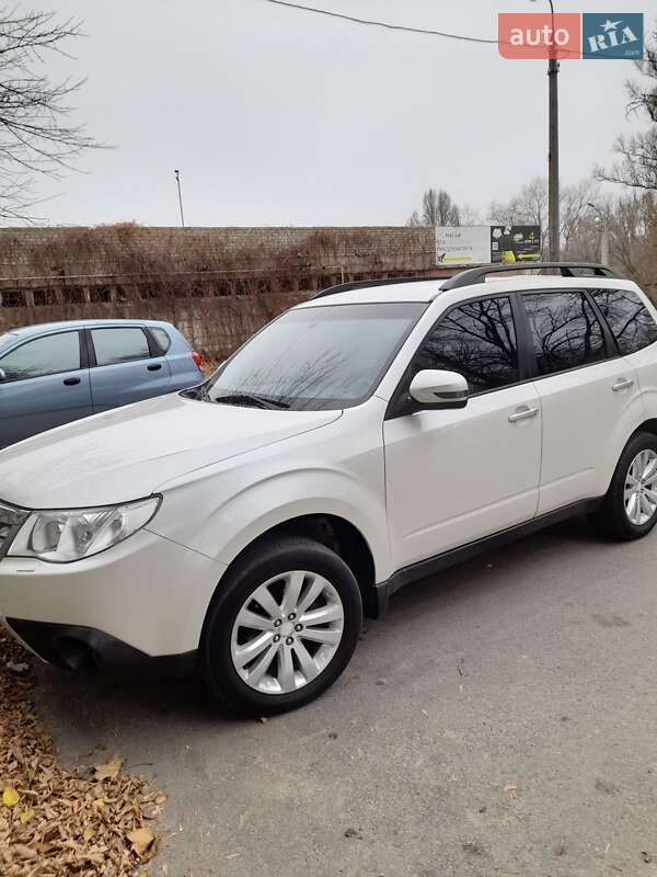 Внедорожник / Кроссовер Subaru Forester 2012 в Харькове