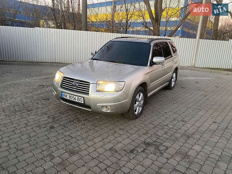 Внедорожник / Кроссовер Subaru Forester 2005 в Днепре