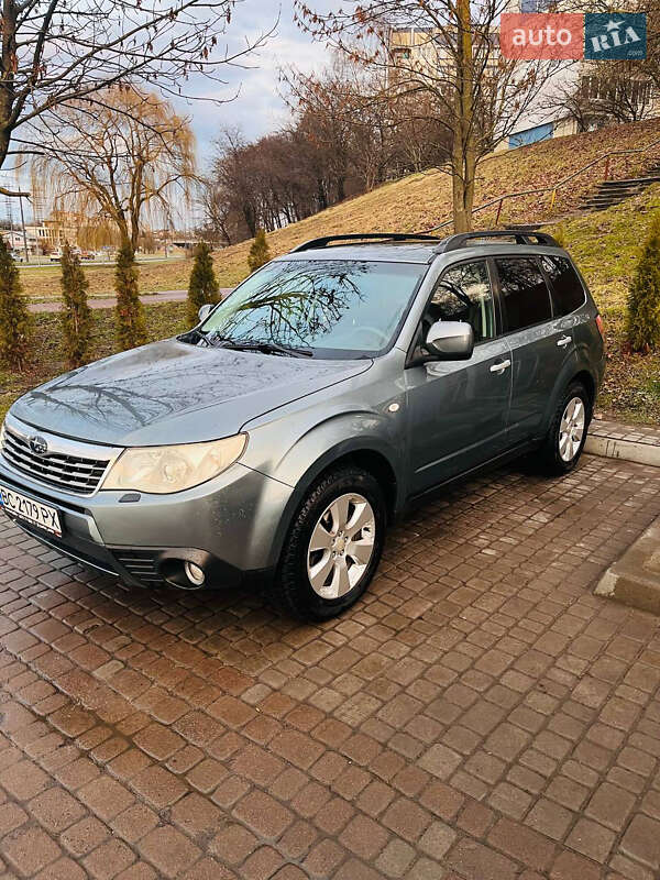 Внедорожник / Кроссовер Subaru Forester 2008 в Львове