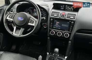 Внедорожник / Кроссовер Subaru Forester 2016 в Киеве