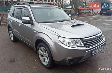 Позашляховик / Кросовер Subaru Forester 2008 в Києві