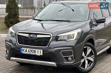 Внедорожник / Кроссовер Subaru Forester 2019 в Киеве