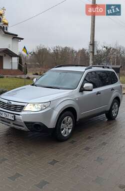 Позашляховик / Кросовер Subaru Forester 2008 в Рівному