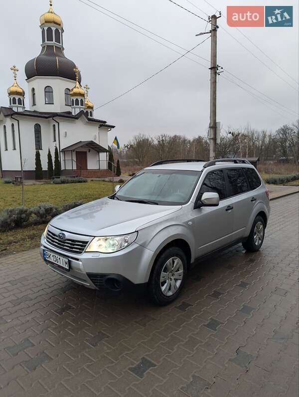 Позашляховик / Кросовер Subaru Forester 2008 в Рівному