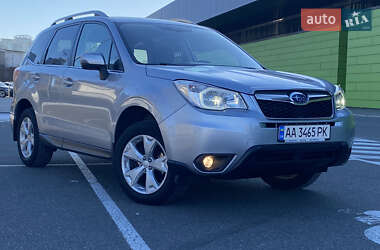 Внедорожник / Кроссовер Subaru Forester 2015 в Киеве