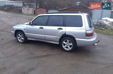 Позашляховик / Кросовер Subaru Forester 2001 в Чернігові