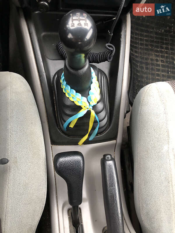 Внедорожник / Кроссовер Subaru Forester 1998 в Виннице