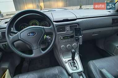 Внедорожник / Кроссовер Subaru Forester 2005 в 