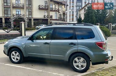 Внедорожник / Кроссовер Subaru Forester 2011 в Отынии