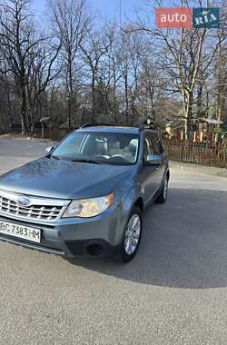 Позашляховик / Кросовер Subaru Forester 2011 в Львові