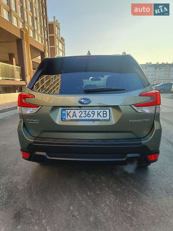 Внедорожник / Кроссовер Subaru Forester 2020 в Киеве